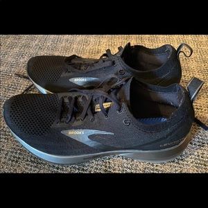 Brooks levitate 3 limited edition